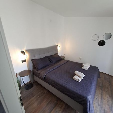 Apartman Simun Apartment Primosten Ngoại thất bức ảnh